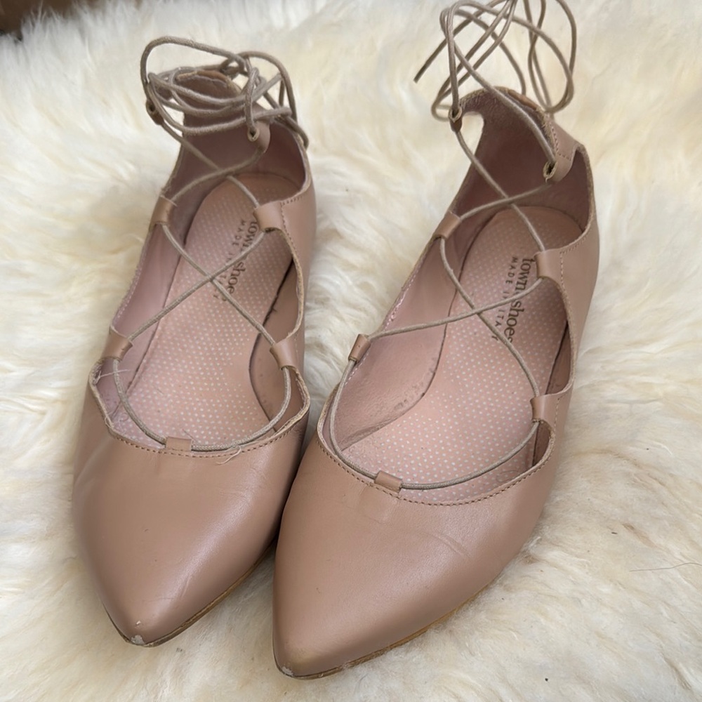 Town Shoes Nude Lace-Up Nude Flats